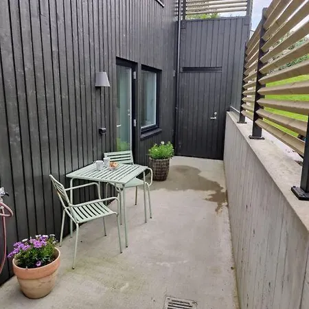 Modern And Comfortable In Attractive Neighborhood Apartament Stavanger