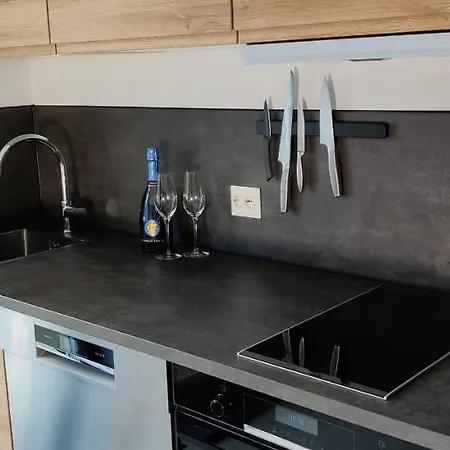 Modern And Comfortable In Attractive Neighborhood Στάβανγκερ